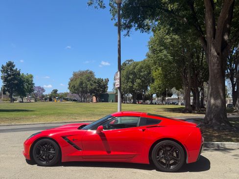 Used 2017 Chevrolet Corvette Stingray Coupe w/ Carbon Flash Badge Package RWD image 10