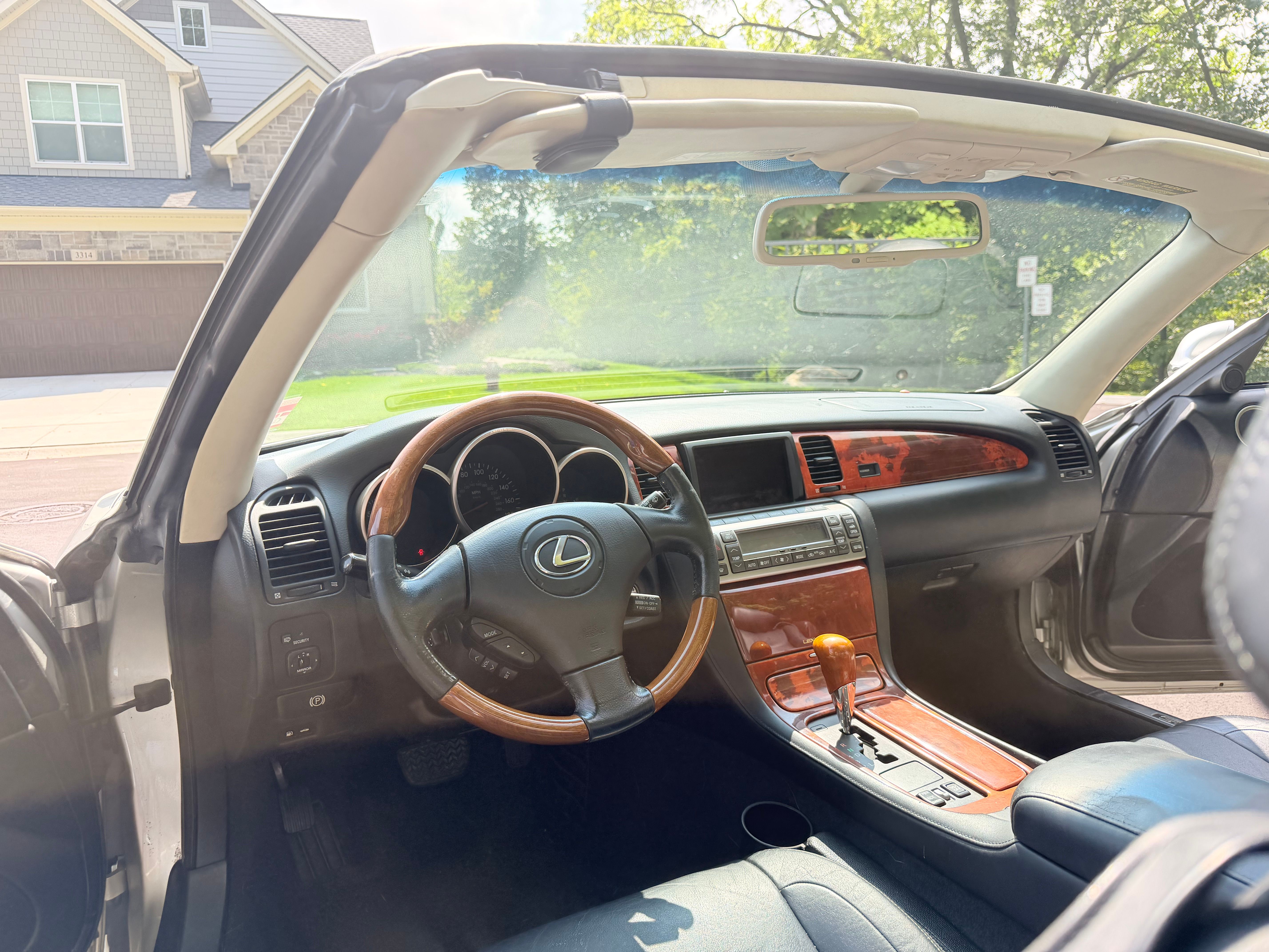 Used 2002 Lexus SC 430 Convertible RWD image 14