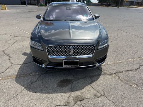 Used 2020 Lincoln Continental Reserve w/ Luxury Package AWD/4WD image 2