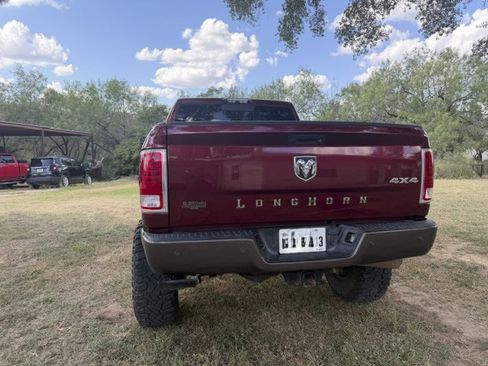 Used 2018 RAM 2500 Longhorn AWD/4WD image 2
