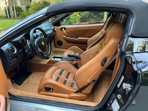 Used 2008 Ferrari F430 Spider image 9