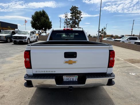 Used 2018 Chevrolet Silverado 1500 LS w/ Trailering Package RWD image 9