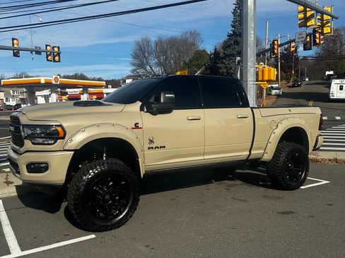 Used 2024 RAM 2500 Limited image 1