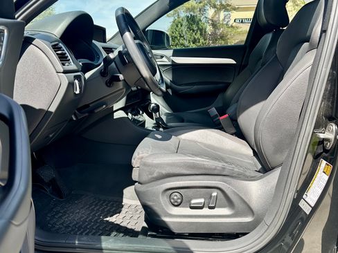 Used 2017 Audi Q3 2.0T Prestige w/ Prestige Package image 10