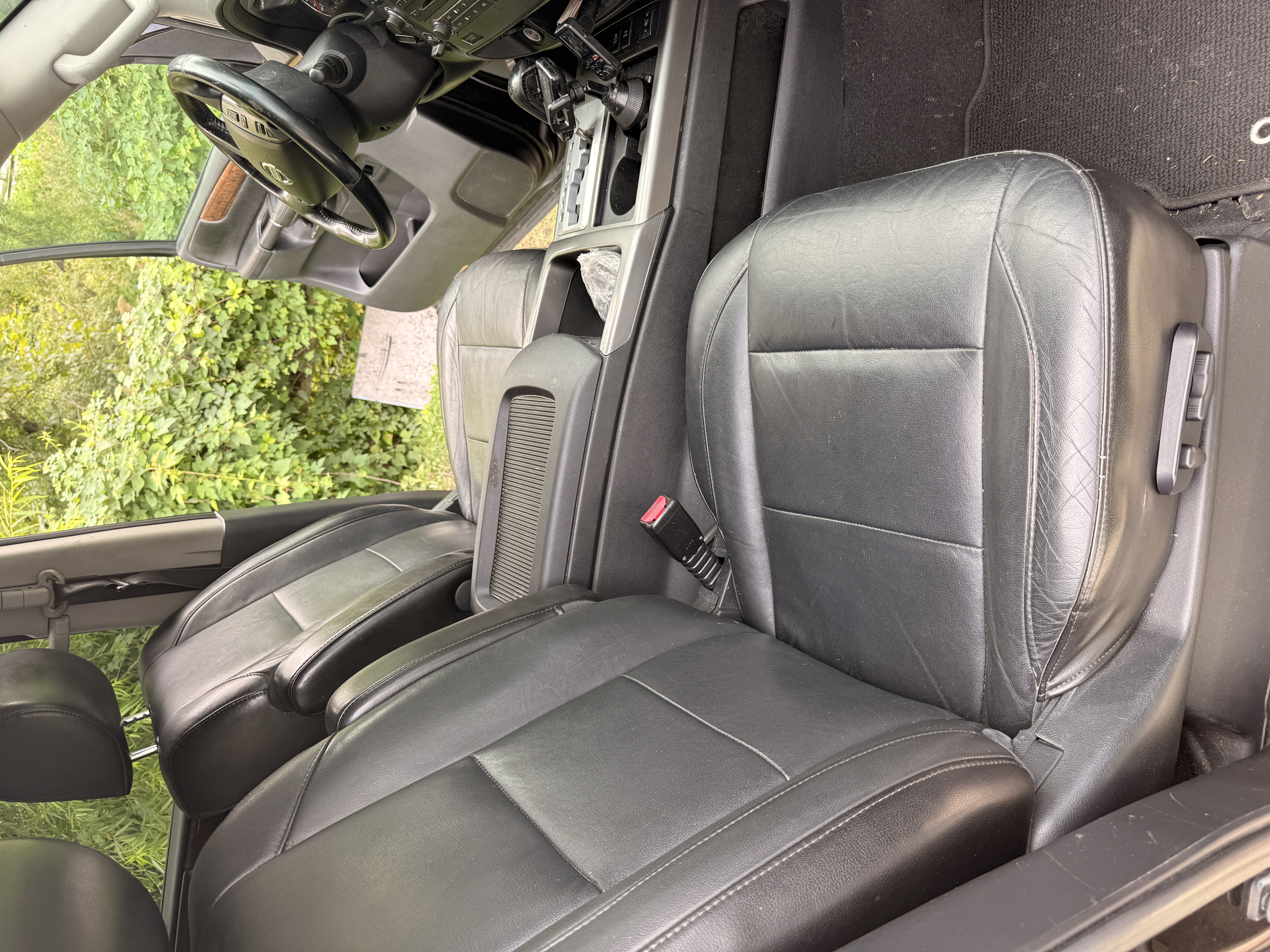 Used 2013 Nissan Armada SL AWD/4WD image 11