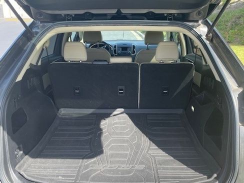 Used 2017 Ford Edge SEL w/ Cargo Accessory Package image 8
