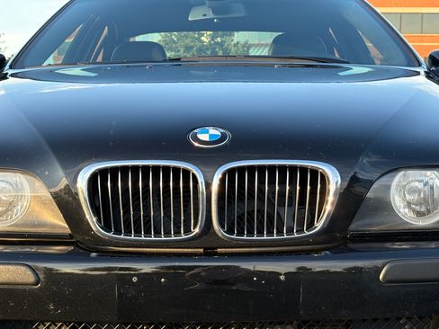 Used 2003 BMW M5 RWD image 6