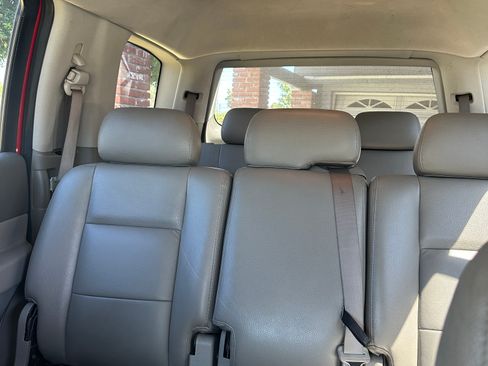 Used 2004 Dodge Durango SLT image 10