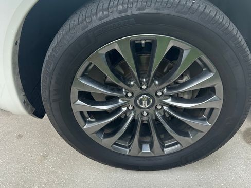 Used 2020 Nissan Armada Platinum AWD/4WD image 9