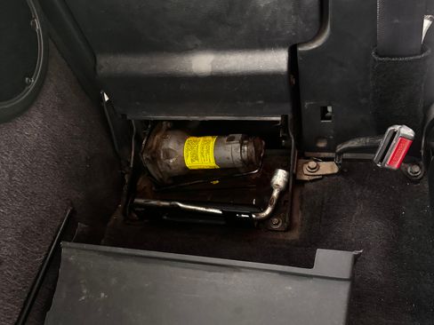 Used 1994 Nissan Pickup XE image 23