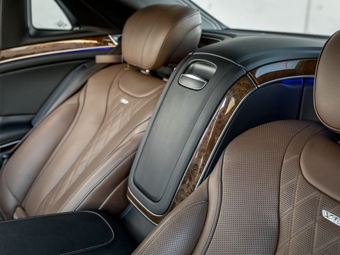 Used 2016 Mercedes-Benz Maybach S 600 image 24