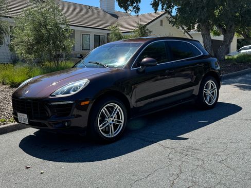 Used 2015 Porsche Macan S AWD/4WD image 2