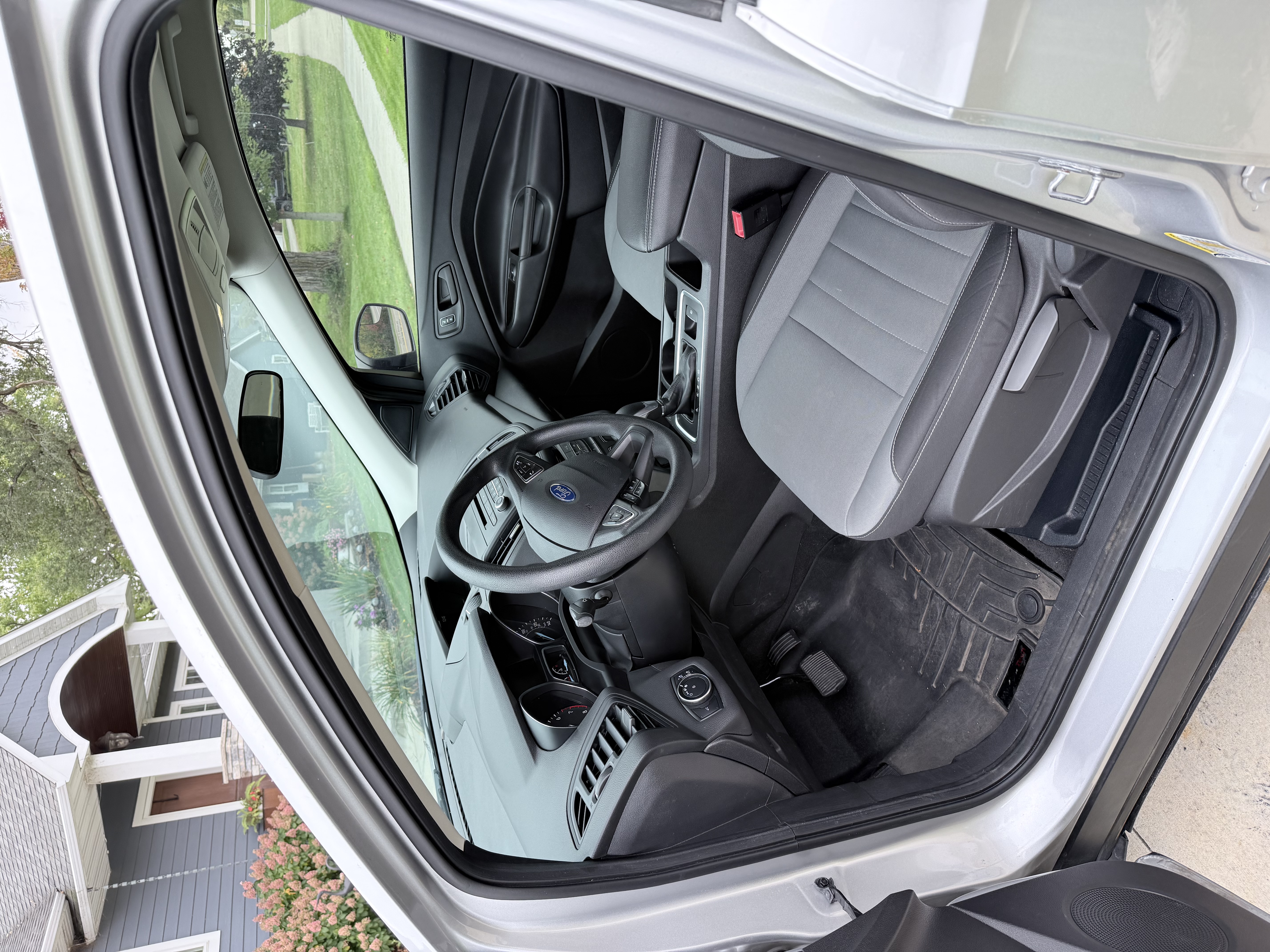 Used 2017 Ford Escape S FWD image 11