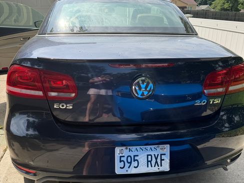 Used 2012 Volkswagen Eos Komfort FWD image 14