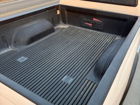 Used 1999 Toyota Tacoma PreRunner RWD image 9