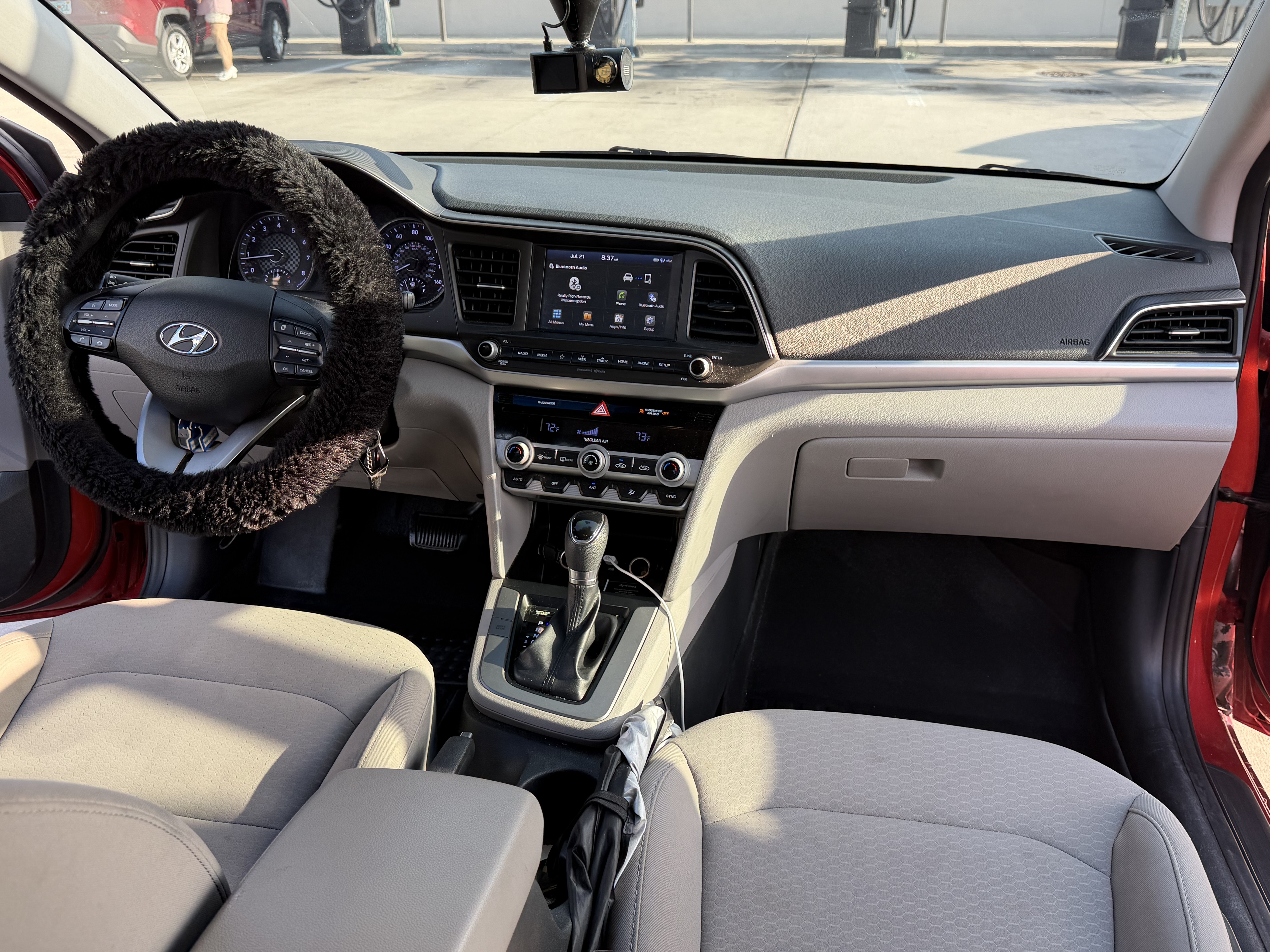 Used 2020 Hyundai Elantra SEL FWD image 4