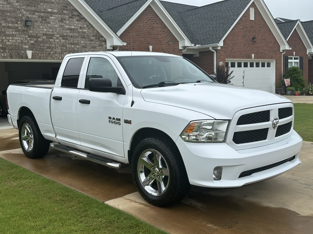 Used 2014 RAM 1500 Express AWD/4WD image 1
