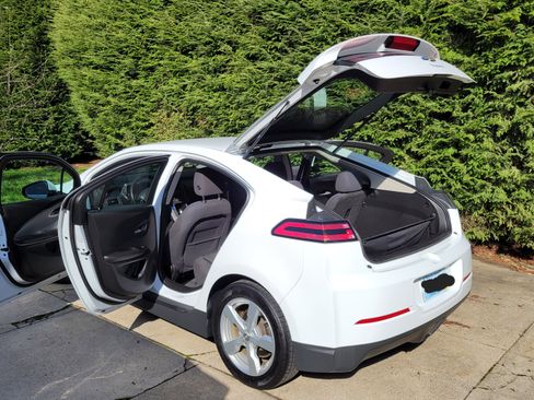 Used 2015 Chevrolet Volt image 10