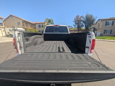 Used 2015 RAM 2500 Laramie image 22