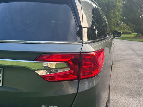 Used 2019 Honda Odyssey Elite image 5