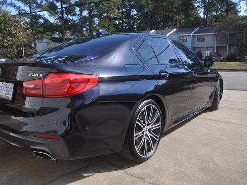 Used 2018 BMW 540i image 17