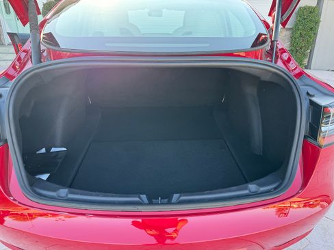 Used 2023 Tesla Model 3 Performance image 11