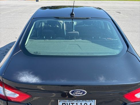 Used 2014 Ford Fusion SE FWD image 17