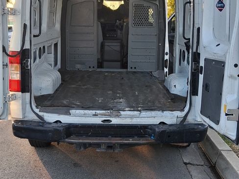 Used 2017 Nissan NV 2500 SV w/ Technology Package image 11