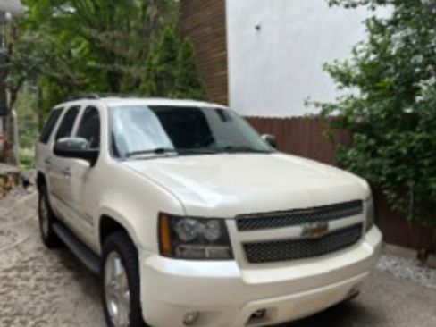 Used 2011 Chevrolet Tahoe LTZ AWD/4WD image 1
