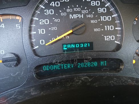 Used 2005 Chevrolet Silverado 3500 2WD Extended Cab w/ Heavy-Duty Power Package image 12