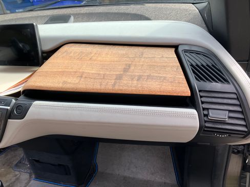 Used 2015 BMW i3 w/ Range Extender image 14