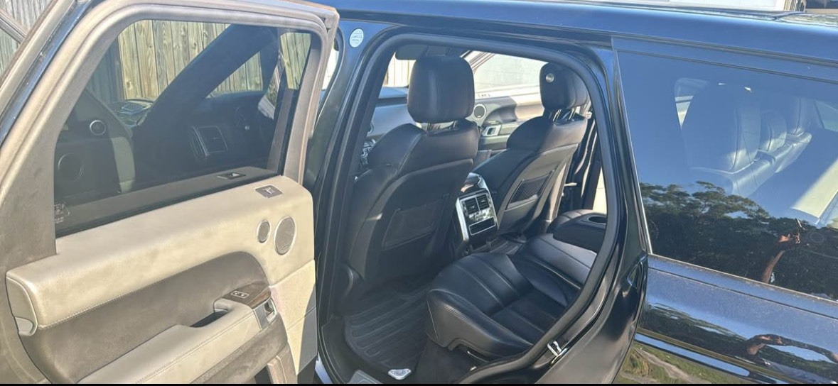 Used 2014 Land Rover Range Rover Sport HSE AWD/4WD image 11