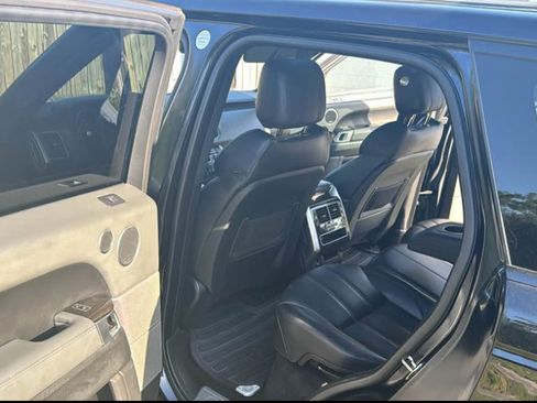 Used 2014 Land Rover Range Rover Sport HSE image 11