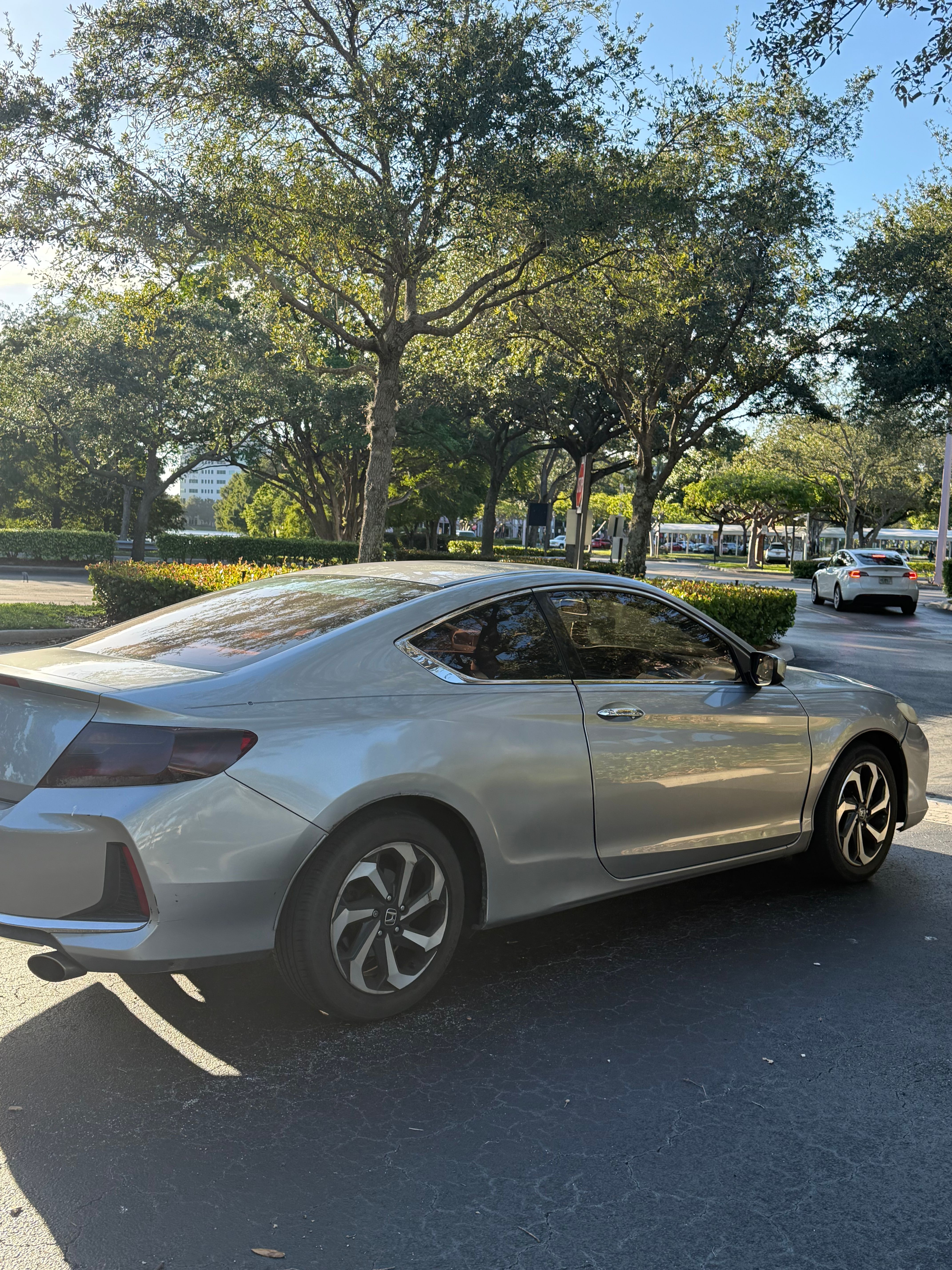 Used 2016 Honda Accord LX-S image 2