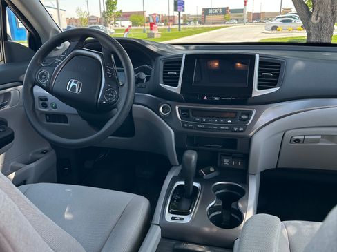 Used 2016 Honda Pilot EX image 9