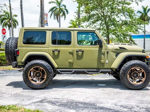 Used 2018 Jeep Wrangler Unlimited Sport S AWD/4WD image 9
