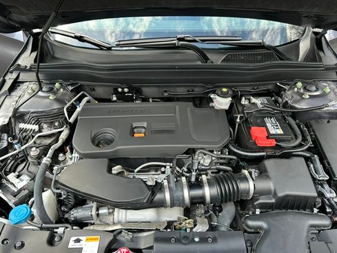Used 2022 Honda Accord Touring image 24