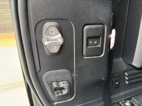 Used 2020 Land Rover Defender 110 X AWD/4WD image 16