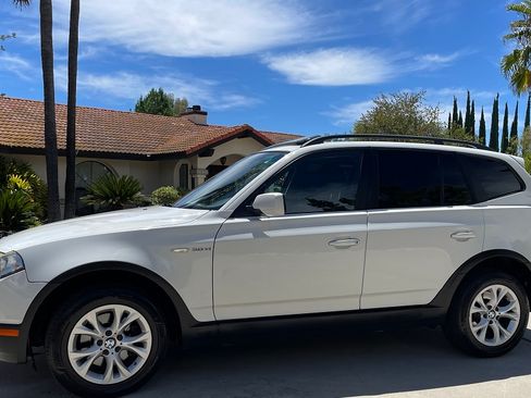 Used 2009 BMW X3 xDrive30i AWD/4WD image 1