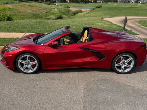 Used 2021 Chevrolet Corvette Stingray Preferred Conv w/ Battery Protection Package RWD image 9
