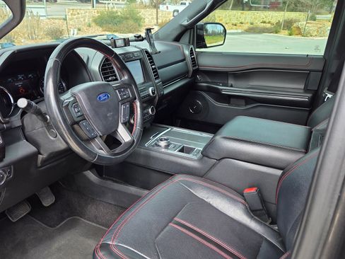 Used 2019 Ford Expedition Limited w/ Equipment Group 303A image 11