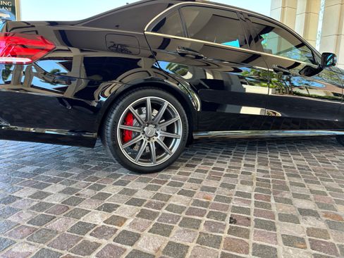 Used 2014 Mercedes-Benz E 63 AMG S-Model image 10