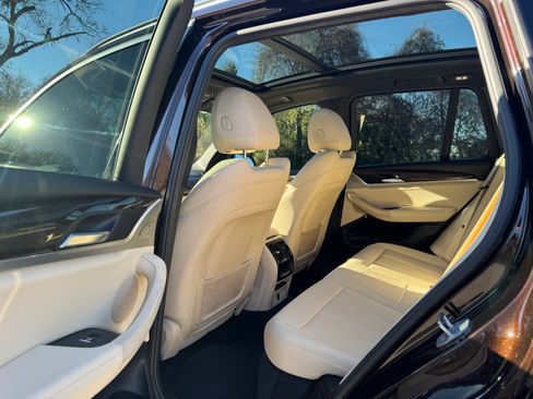 Used 2019 BMW X3 sDrive30i w/ Driving Assistance Package image 16