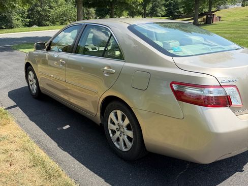 Used 2007 Toyota Camry Hybrid FWD image 4