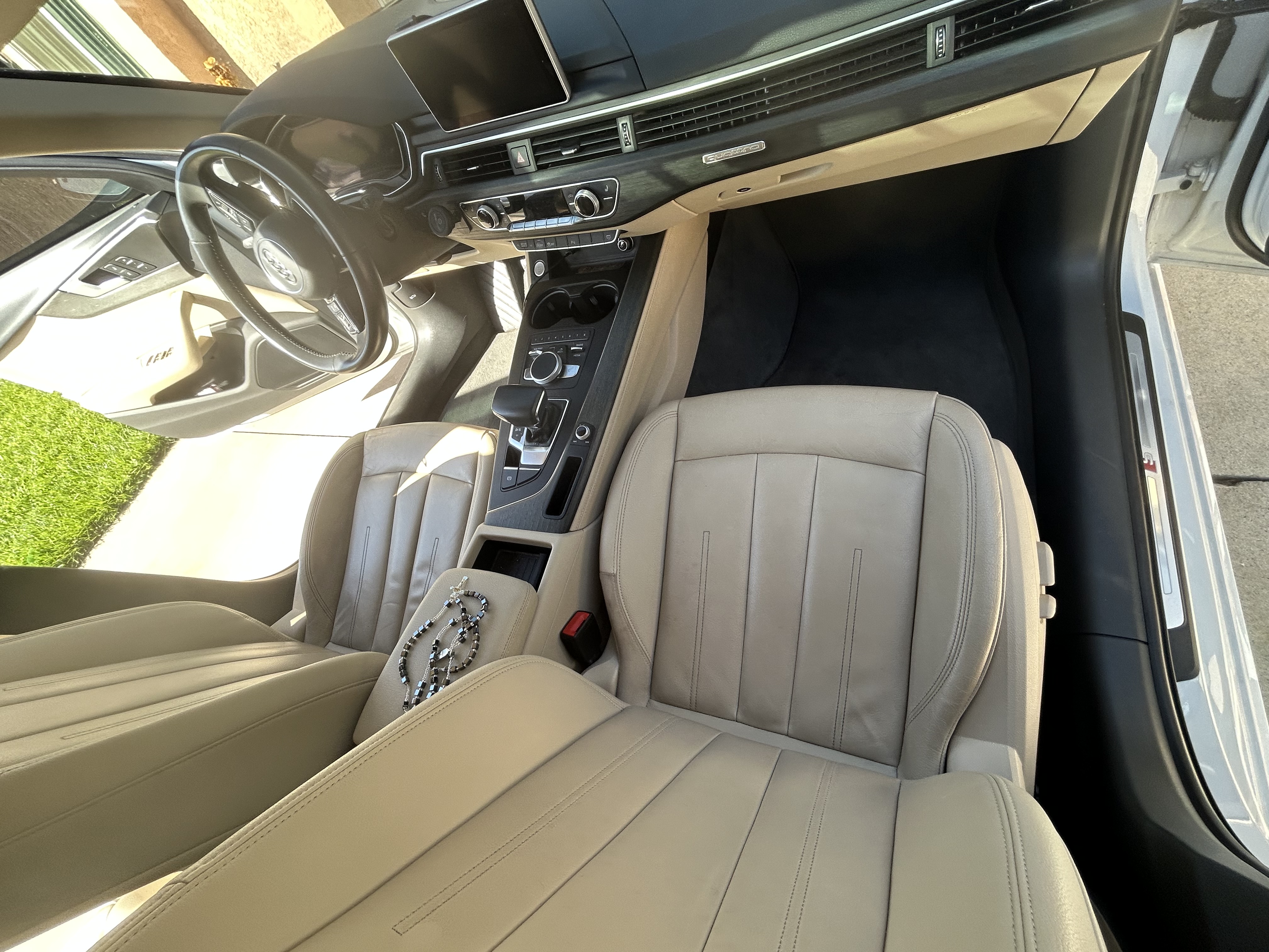 Used 2019 Audi A4 2.0T Premium Plus w/ Premium Plus Package AWD/4WD image 11