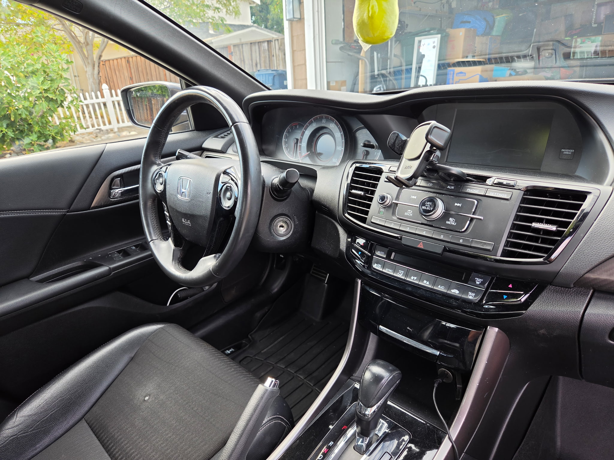 Used 2016 Honda Accord Sport image 10
