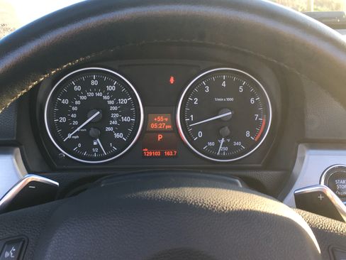 Used 2011 BMW 328i Convertible image 11