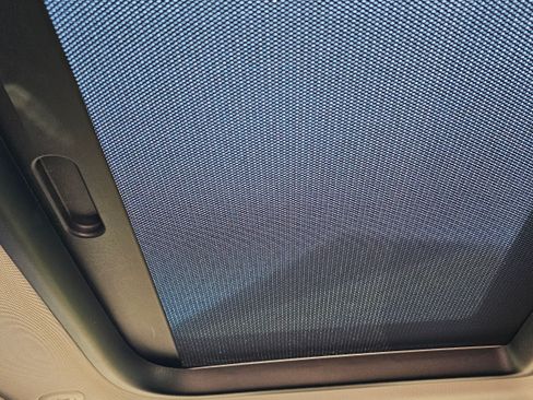 Used 2019 MINI Cooper 2-Door Hardtop image 15