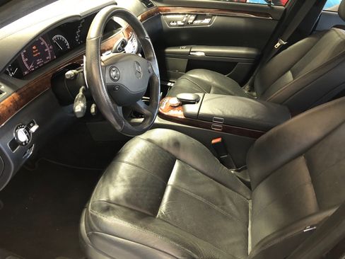 Used 2007 Mercedes-Benz S 550 S 550 Sedan 4D image 12