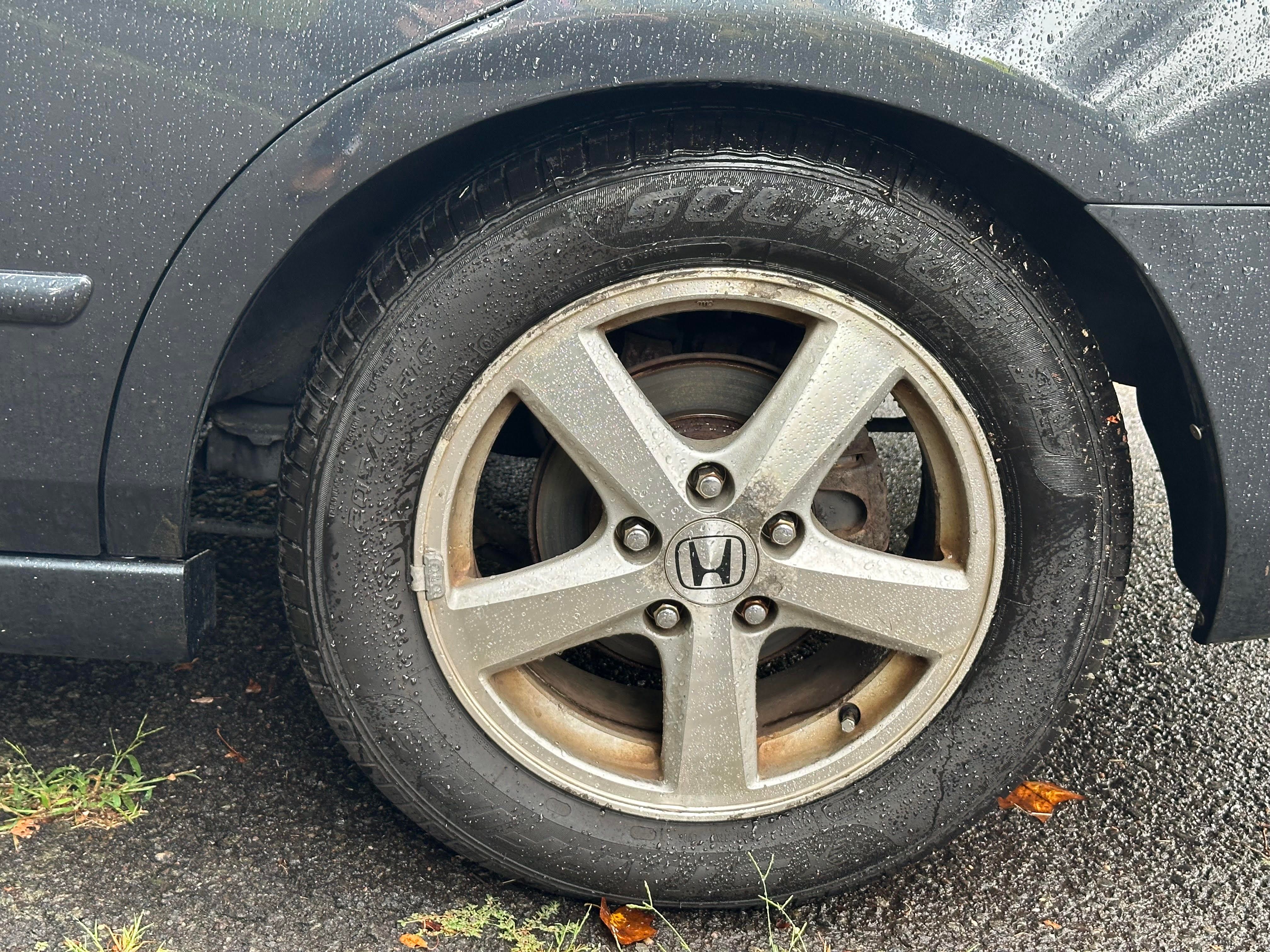 Used 2004 Honda Accord EX image 13